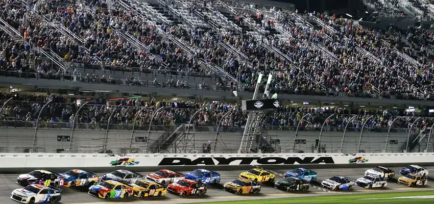 Nascar Race Image