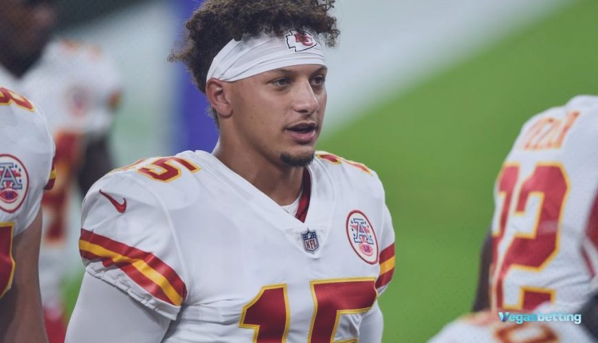 Pat Mahomes Chiefs Week 11 NFL Picks