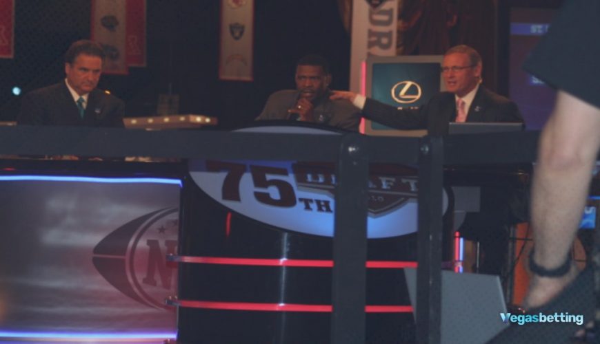 Raiders Fans Betting On New Vegas Gm