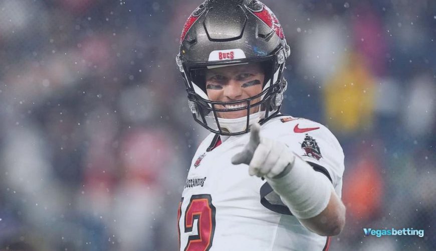 Tom Brady MNF Week 11 vs Giants