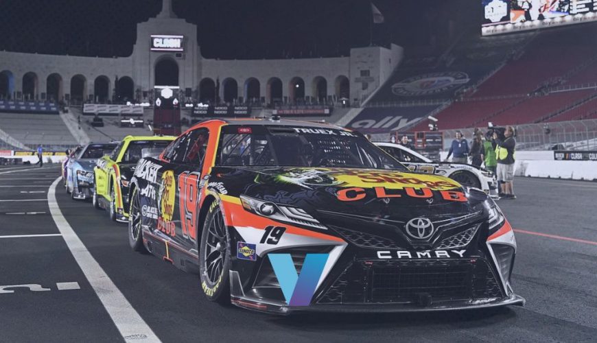 VGB - Martin Truex Jr. To Clinch Top Spot In Playoffs With Glen Victory