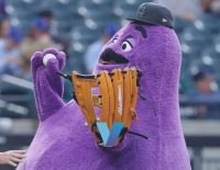 VGB Swing With The Mets Over The Rangers